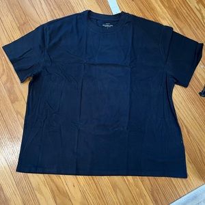 Abercrombie and fitch black easy tee
